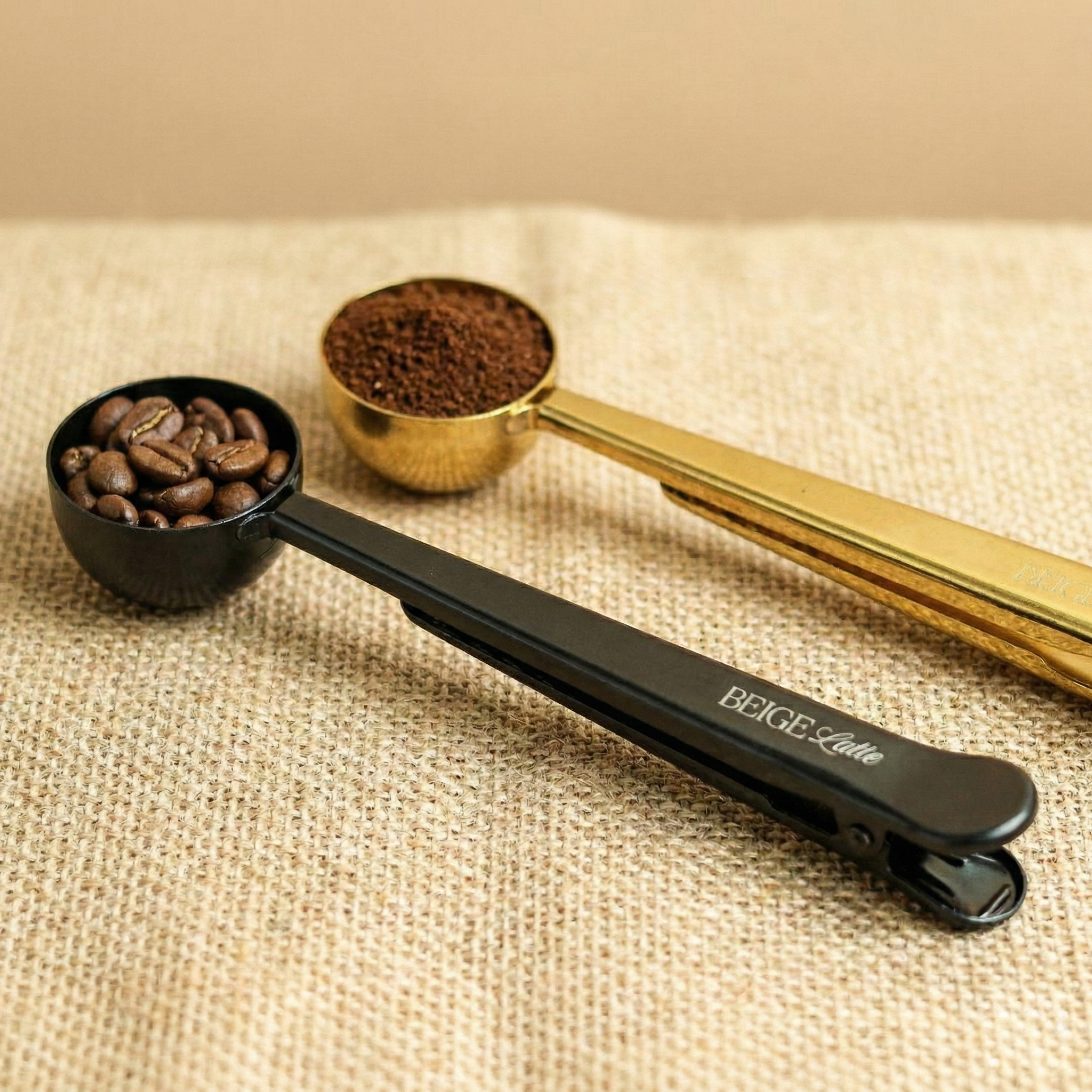 Cucharilla medidora Beige Latte 10 gr · Acero inoxidable
